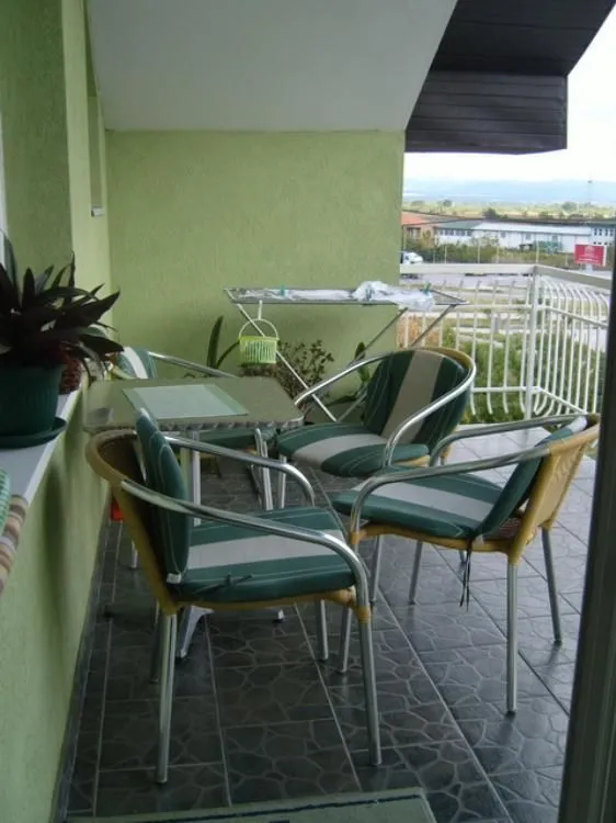 Prodaja, kuća, 200m², Kolonija, Jagodina