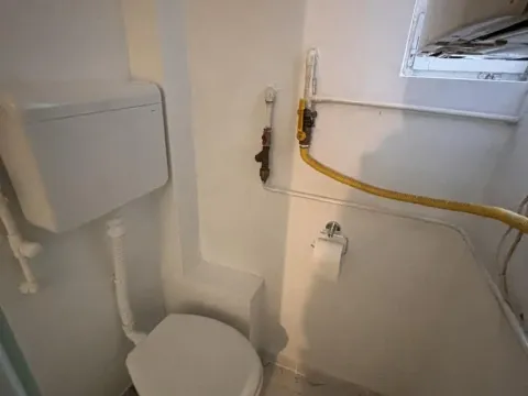 Prodaja, kuća, 274m², Tavrića obori, Jagodina - image 28