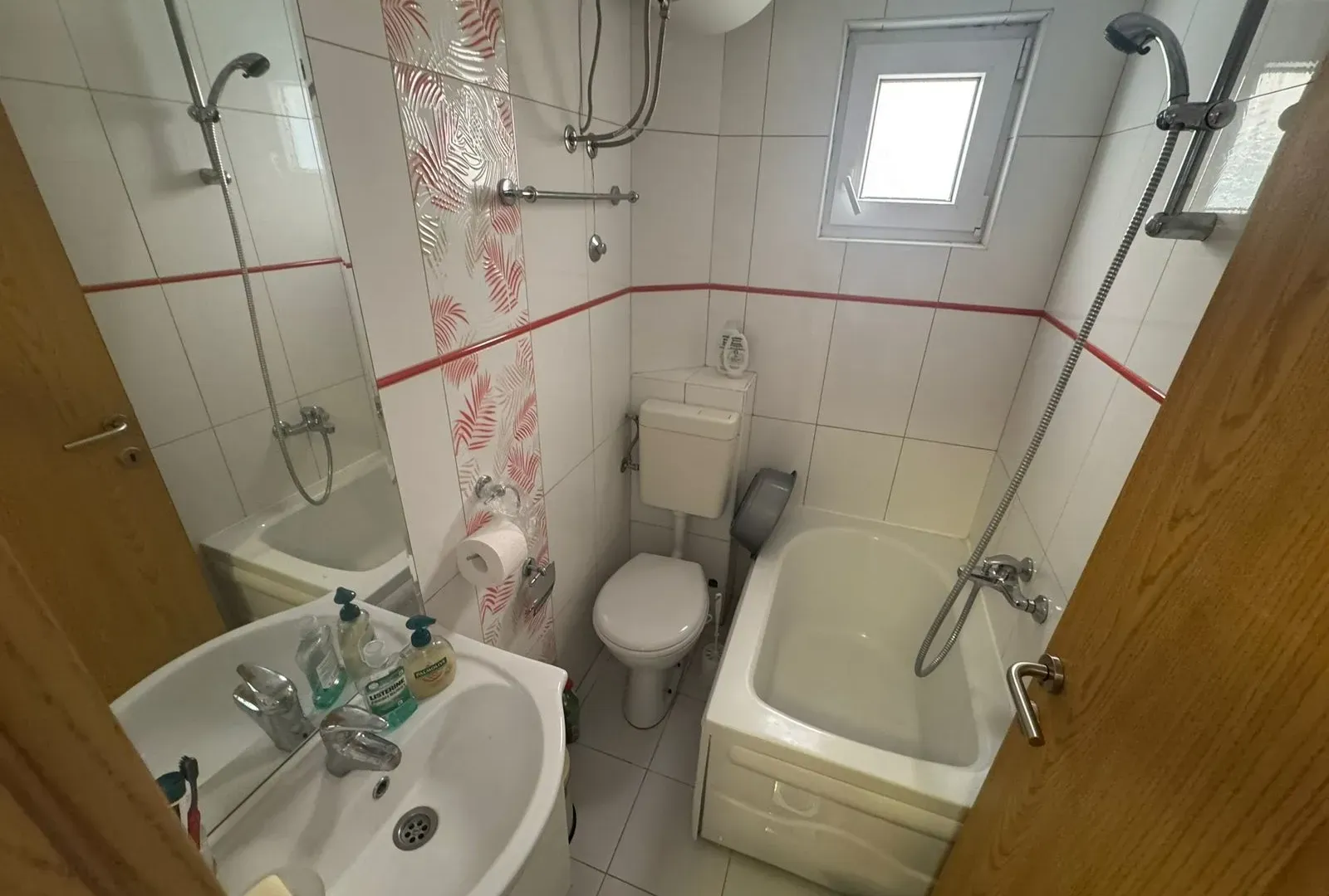 Sale, four bedroom apartment, 176m², Petrovac, Budva