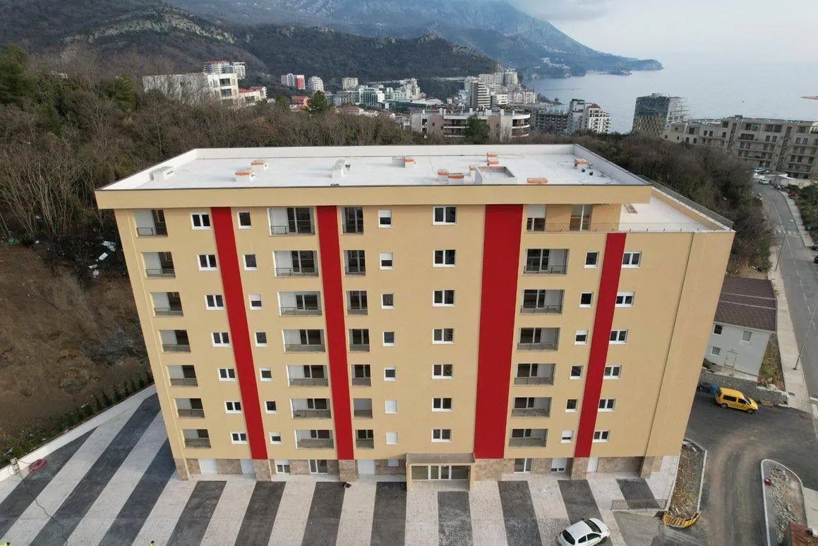 Sale, one bedroom apartment, 46m², Bečići, Budva