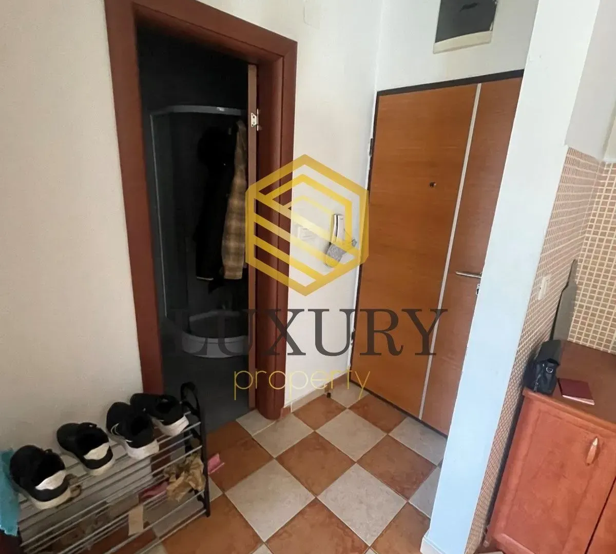 Izdavanje, jednosoban stan, 36m², 1 maj, Podgorica