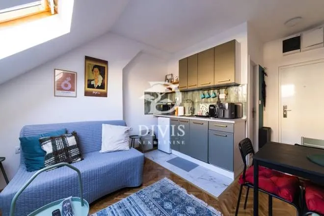 Sale, three bedroom apartment, 50m², Stari Grad, Beograd