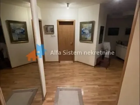 Izdavanje, trosoban stan, 95m², Autokomanda, Voždovac Sve Podlokacije - image 13