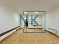 Izdavanje, poslovni prostor, 75m², Centar, Podgorica - image 1