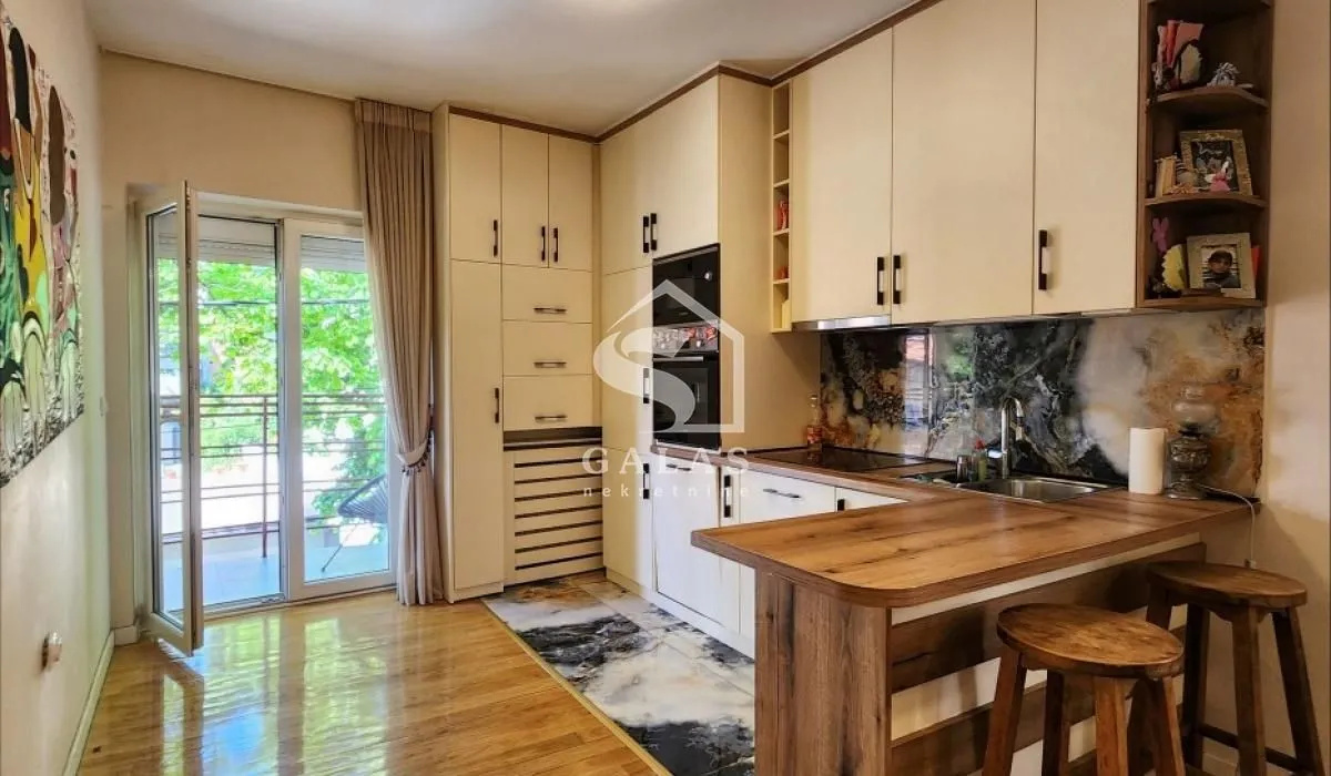 Prodaja, stan, 96m², Čubura, Beograd