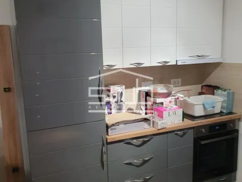 Izdavanje, trosoban stan, 105m², Novi Beograd Blok 65, Novi Beograd Sve Podlokacije - image 3