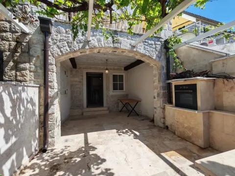 Prodaja, kuća, 60m², Reževići, Budva - image 8