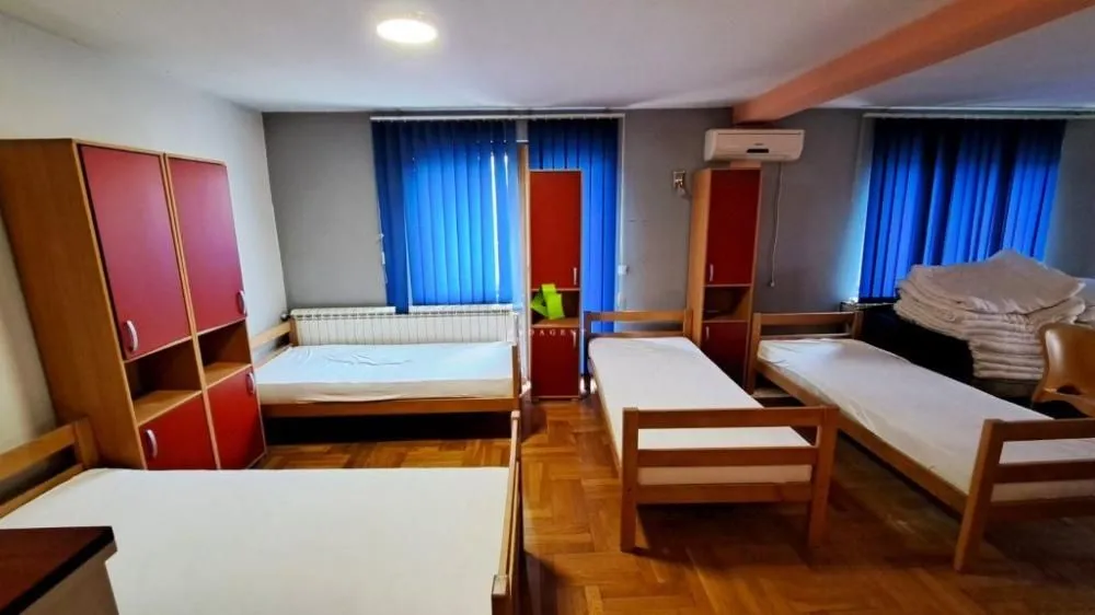 Rent, office space, 150m², Bubanj, Niš