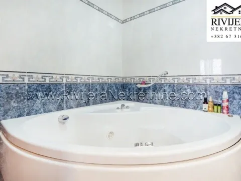 Sale, three bedroom apartment, 244m², Centar, Herceg Novi - image 6