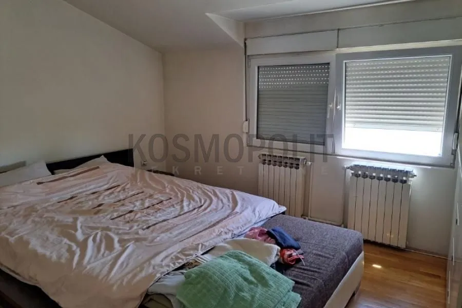 Prodaja, kuća, 130m², Mali Mokri Lug, Zvezdara Sve Podlokacije
