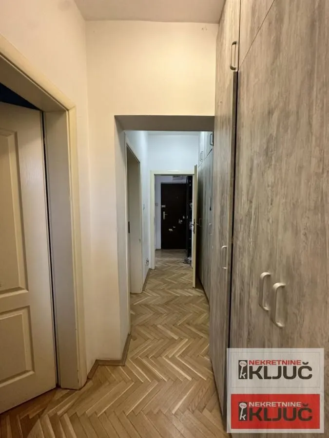Prodaja, dvosoban stan, 61m², Salajka, Novi Sad Sve Podlokacije