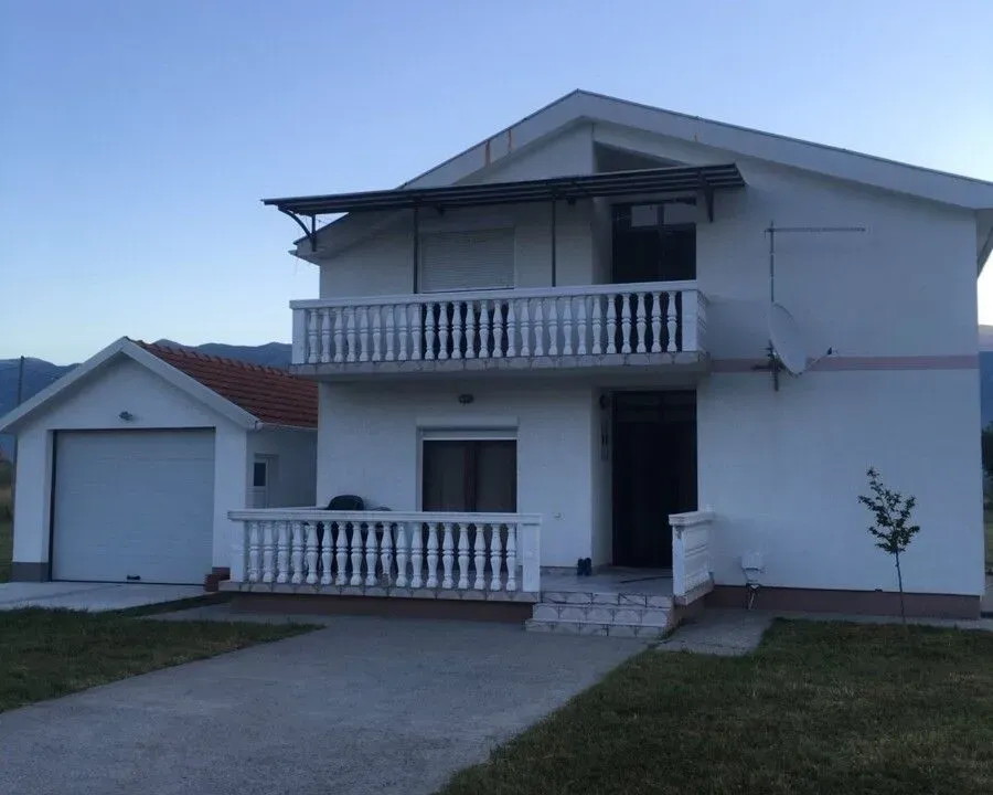 Prodaja, kuća, 145m², Spuž, Danilovgrad