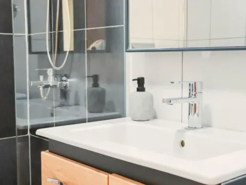 Rent, three bedroom apartment, 155m², Sveti Stefan, Budva - image 2