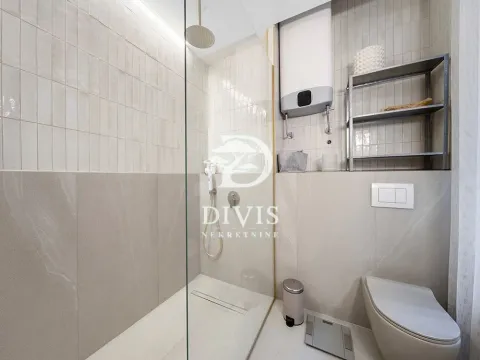 Rent, two bedroom apartment, 70m², Kalenić Pijaca, Vračar Sve Podlokacije - image 12