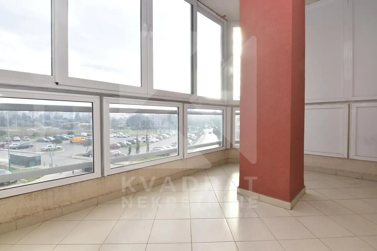 Rent, three bedroom apartment, 105m², Ljubović, Podgorica