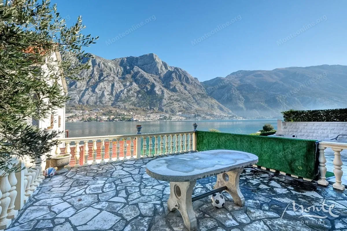 Sale, house, 140m², Muo, Kotor