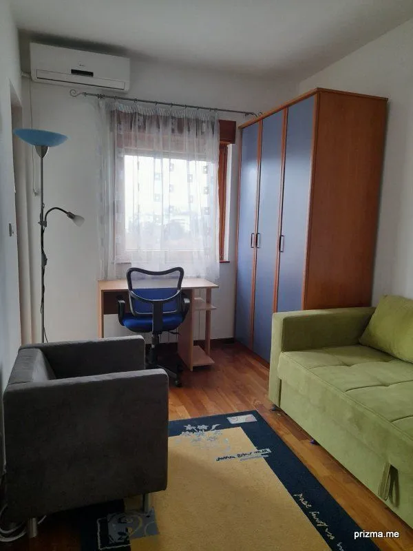 Prodaja, trosoban stan, 119m², Pobrežje, Podgorica