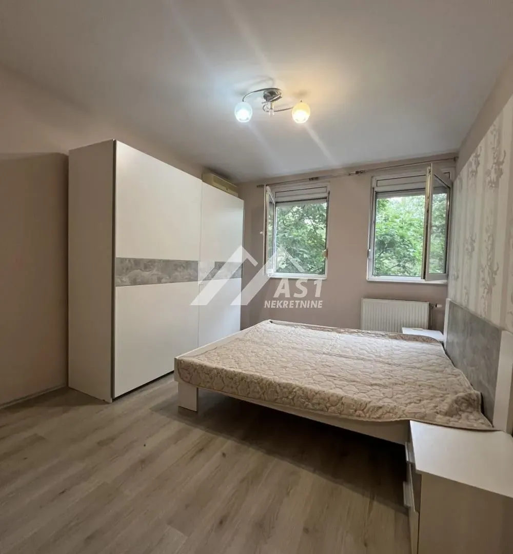 Rent, two bedroom apartment, 42m², Grbavica, Novi Sad Sve Podlokacije