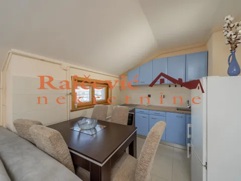 Izdavanje, trosoban stan, 83m², Stari Grad, Beograd - image 4