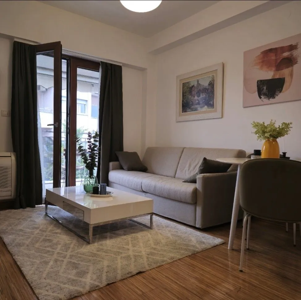 Izdavanje, jednosoban stan, 37m², Gorica C, Podgorica