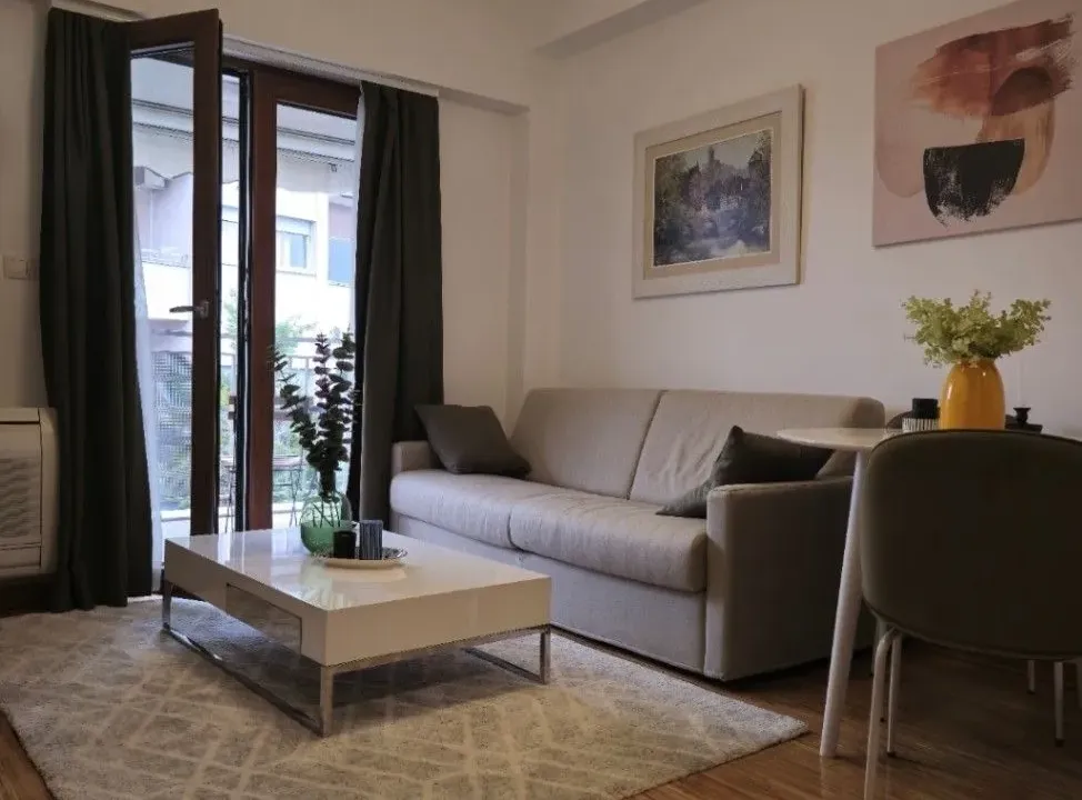 Izdavanje, jednosoban stan, 37m², Gorica C, Podgorica