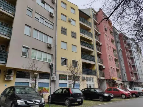 Izdavanje, jednosoban stan, 35m², Grbavica, Novi Sad Sve Podlokacije - image 12