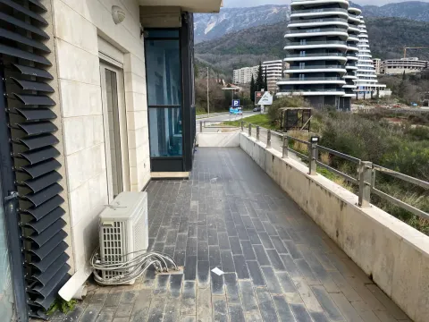Sale, two bedroom apartment, 119m², Bečići, Budva - image 6