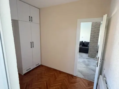 Prodaja, dvosoban stan, 52m², Centar, Tivat - image 7