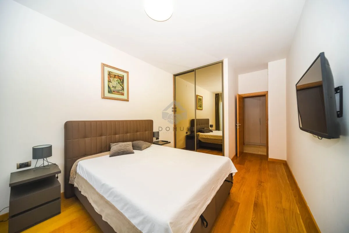 Rent, two bedroom apartment, 75m², Podgorica, Crna Gora