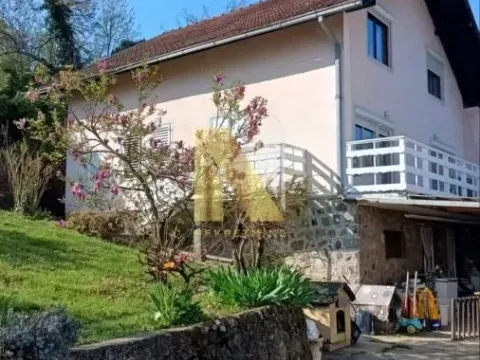 Kuća in Sremska Kamenica