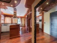 Sale, two bedroom apartment, 80m², Dobrota, Kotor - image 5