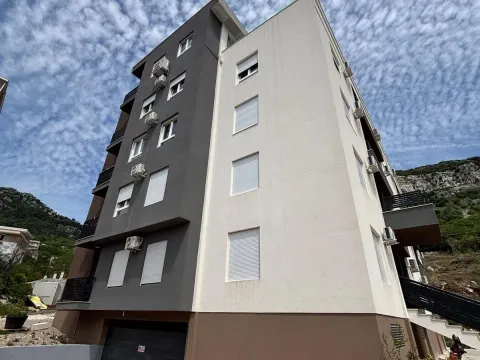 Sale, one bedroom apartment, 46m², Lazi, Budva - image 15