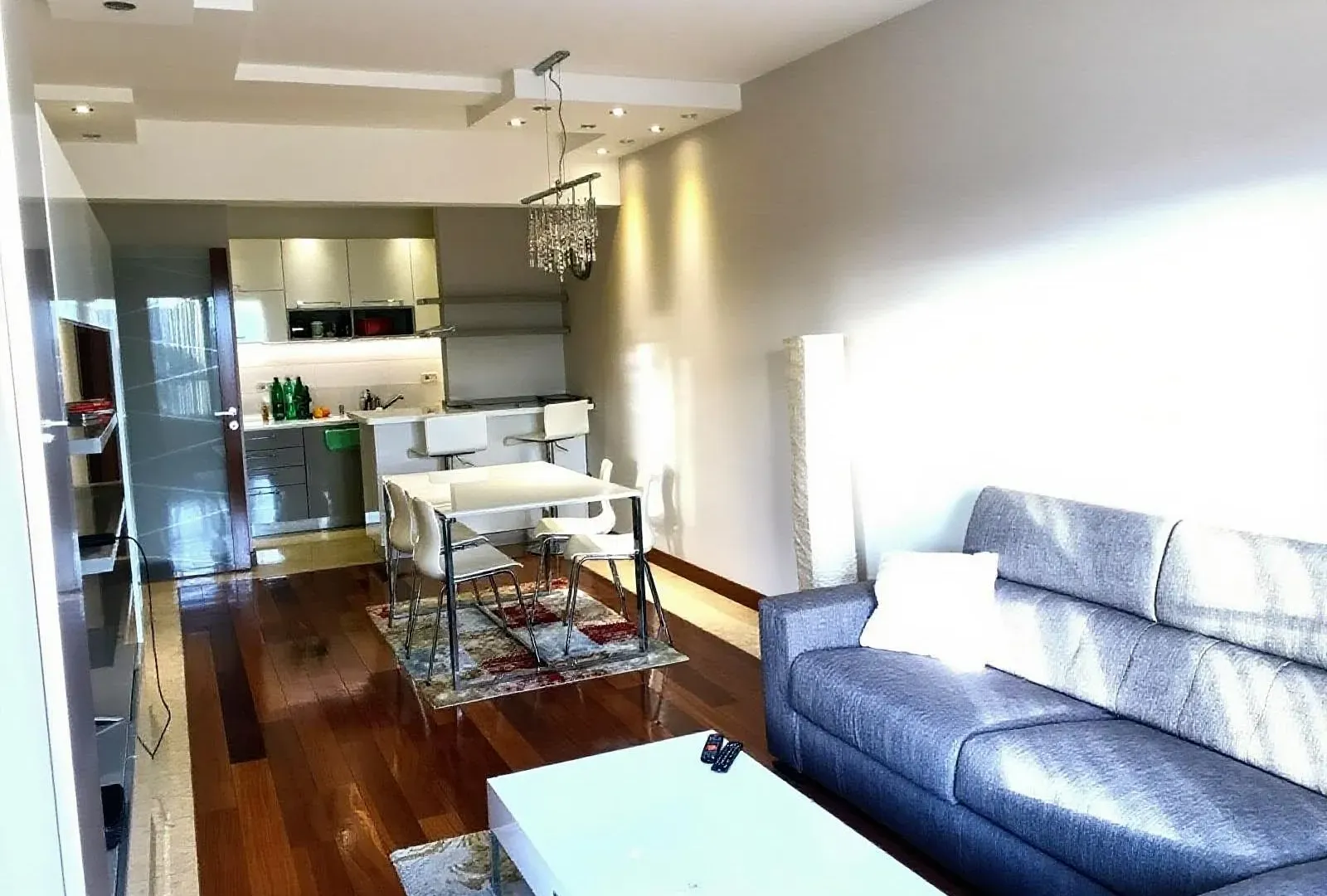 Prodaja, dvosoban stan, 79m², Centar, Podgorica