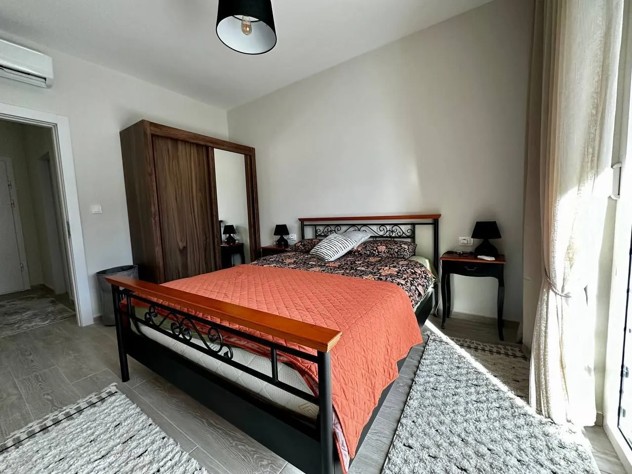 Rent, one bedroom apartment, 57m², Bečići, Budva