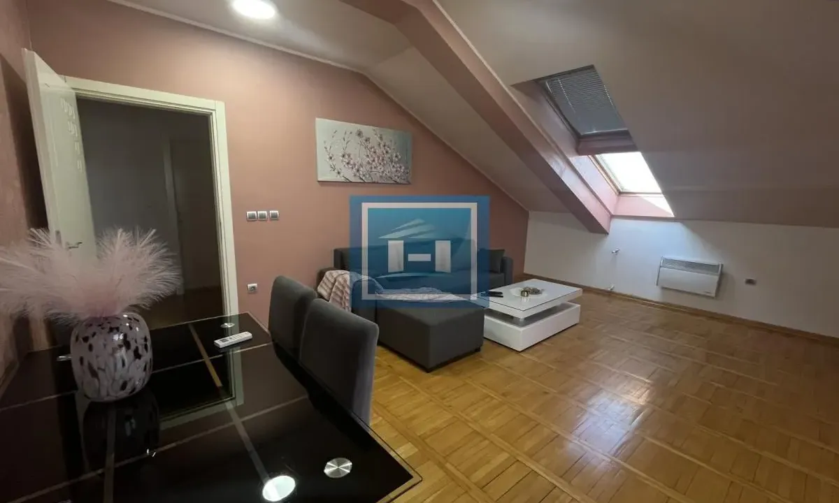 Sale, two bedroom apartment, 60m², Vašarište, Jagodina