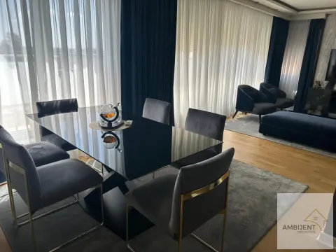 Prodaja, trosoban stan, 110m², Centar, Stara Pazova - image 4