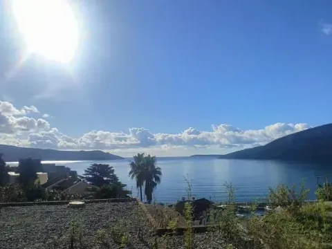 Prodaja, kuća, 500m², Herceg Novi, Crna Gora - image 1