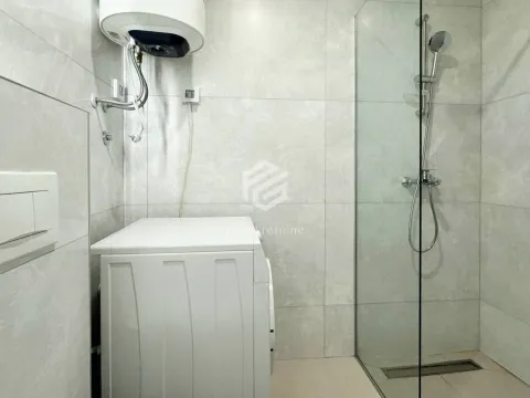 Rent, one bedroom apartment, 46m², Stari Aerodrom, Podgorica - image 11