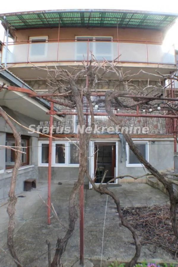 Prodaja, kuća, 307m², Sremska Kamenica, Petrovaradin