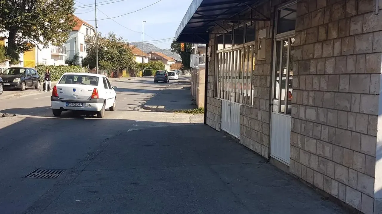 Rent, office space, 40m², Zagorič, Podgorica