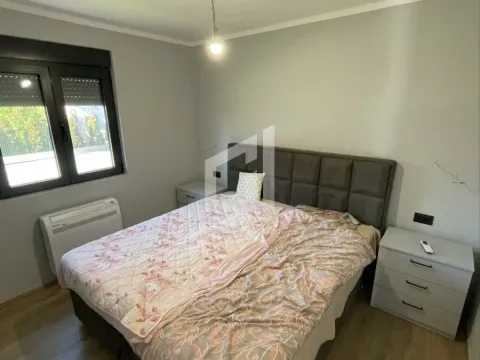 Izdavanje, kuća, 110m², Pričelje, Podgorica - image 19