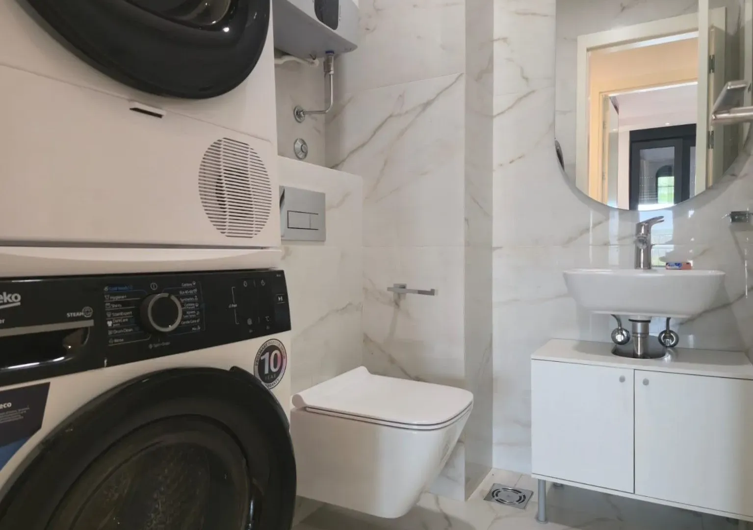 Izdavanje, trosoban stan, 107m², Kruševac, Podgorica