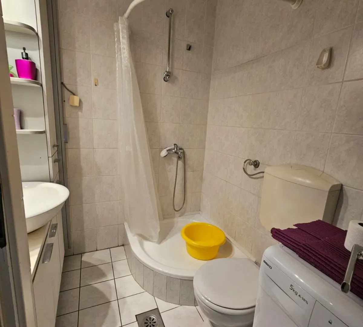 Prodaja, jednosoban stan, 42m², Zagorič, Podgorica