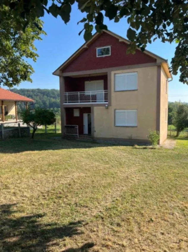 Prodaja, kuća, 180m², Valjevo, Srbija
