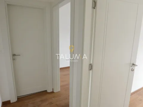 Sale, two bedroom apartment, 76m², Tološi, Podgorica - image 13