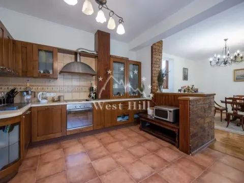 Sale, house, 450m², Kotor, Crna Gora - image 21