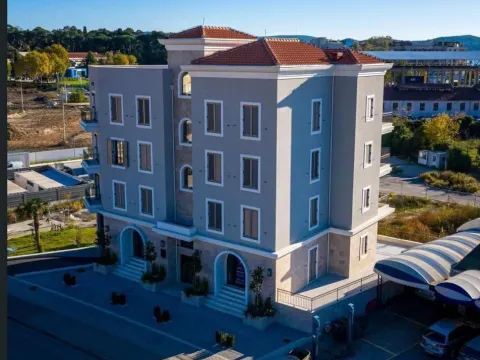 Prodaja, dvosoban stan, 85m², Porto Montenegro, Tivat - image 13