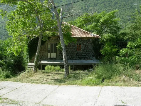 Sale, house, 350m², Morinj, Kotor - image 2