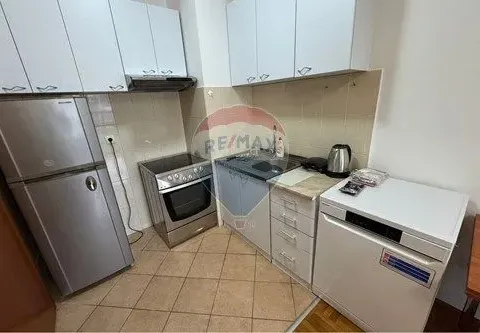 Izdavanje, jednosoban stan, 40m², Stari Aerodrom, Podgorica - image 2