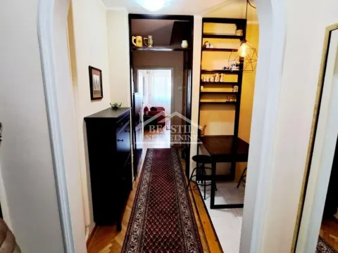 Izdavanje, trosoban stan, 69m², Stari Grad, Beograd - image 7